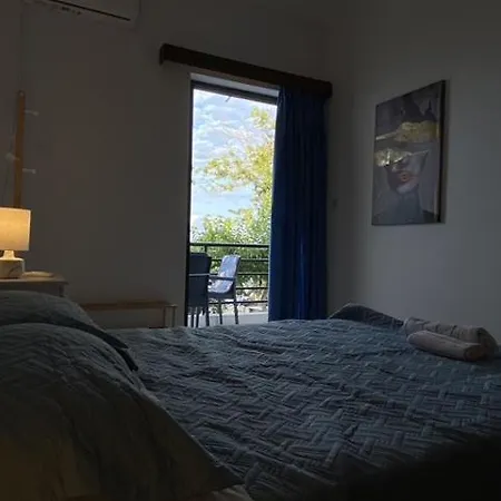 Seaside Kato Diminio